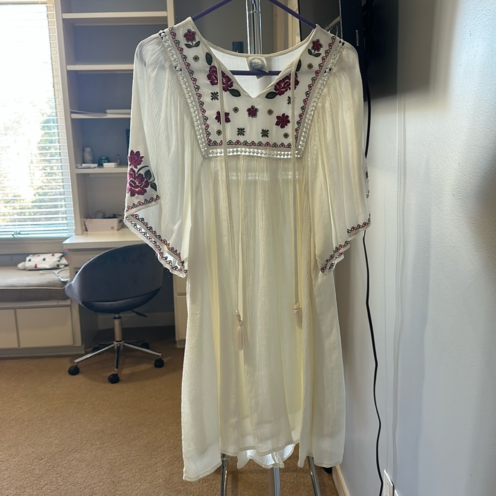 White and floral blue rain dress